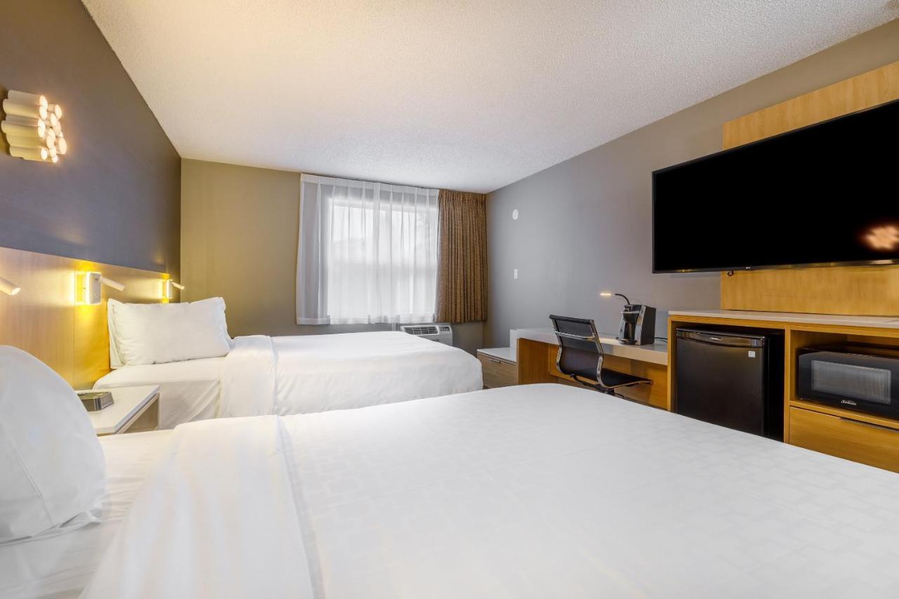 Clarion Pointe Quebec Airport Hotel Exterior photo